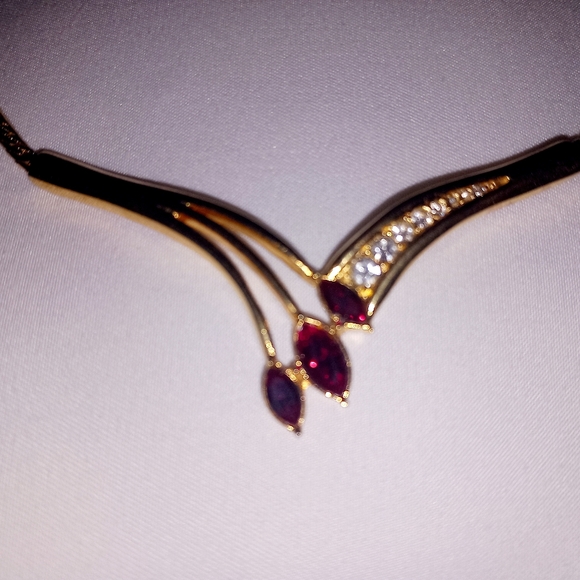 Vintage Vendome Gold tone crystal necklaces. - Picture 2 of 8